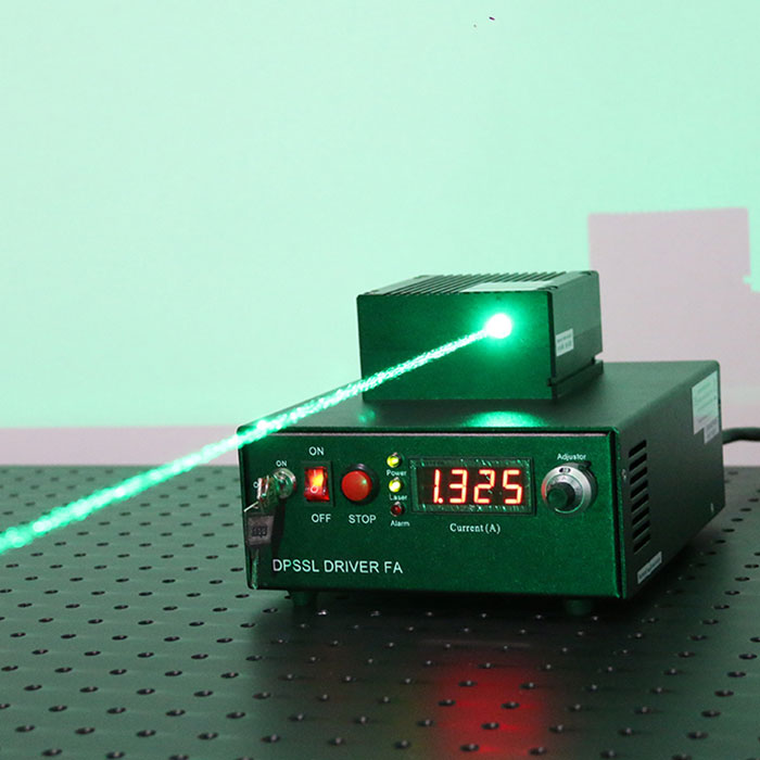 530nm±2nm 3000mW قوة عالية Laser نظام ليزر ديود متعدد الوسائط أخضر